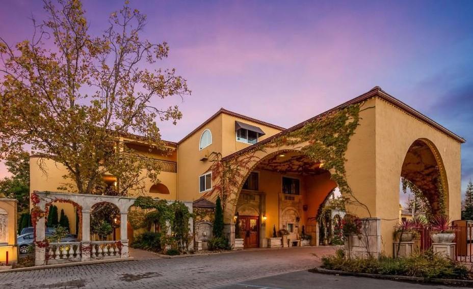 The Wedding Website of Kellie Ring and John Nance