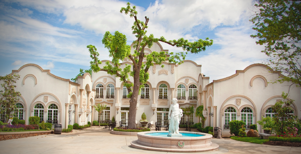 The Wedding Website of Shannis Asilis and Dave De La Cruz