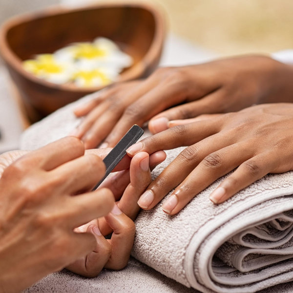 Manicure For The Wedding
