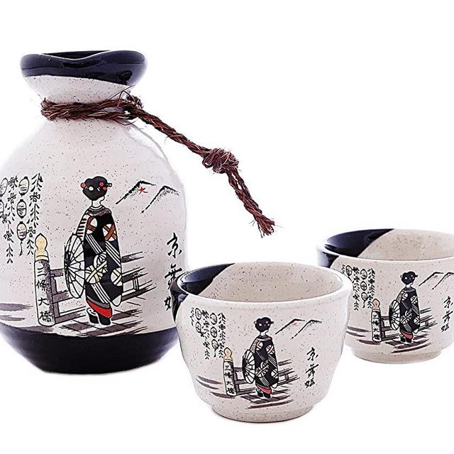 JAPANESE SAKE SETS BOTTLE and 2PCS SAKE CUPS (KIMONO GIRL)