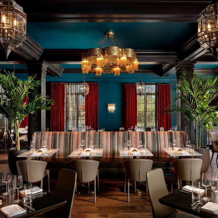 Beautiful restaurant and bar downstairs in the main lobby for our guests!