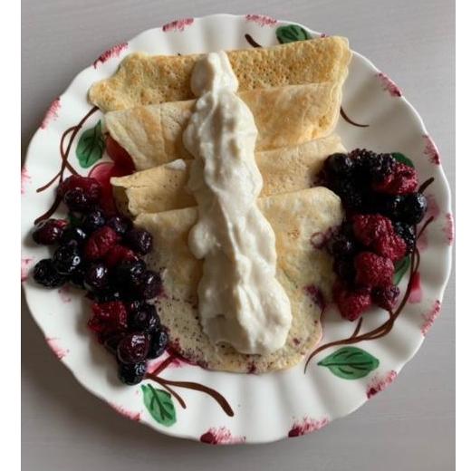 The first breakfast Parker made me (berry fruit crepes)