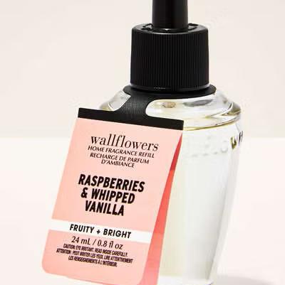 Raspberries and Whipped Vanilla Wallflower - Bath and Body Works