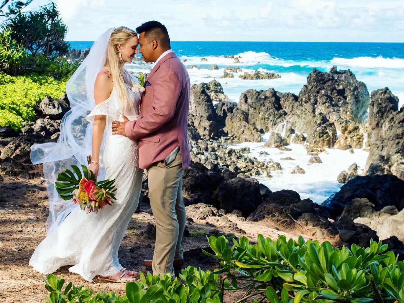 The Wedding Website of Maddi Hallmark and Brandon Rimando