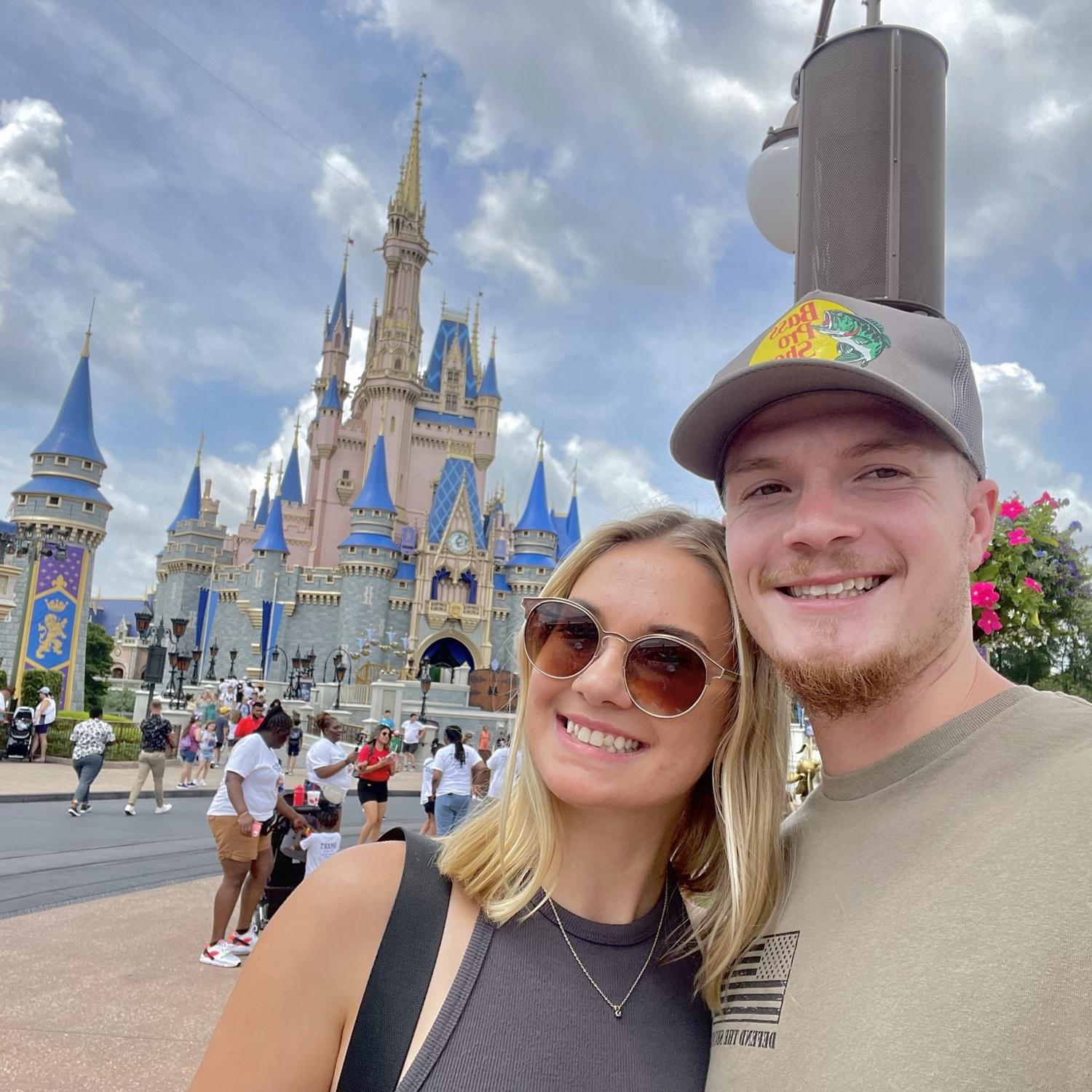 His family trip to Florida! Sammy’s first vacation with her soon to be in laws!