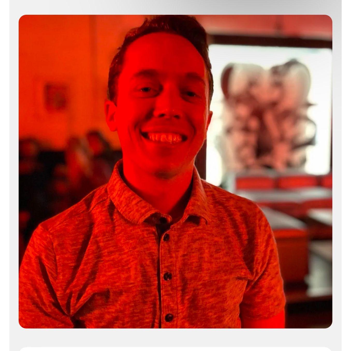 The photo that made Mariah swipe right