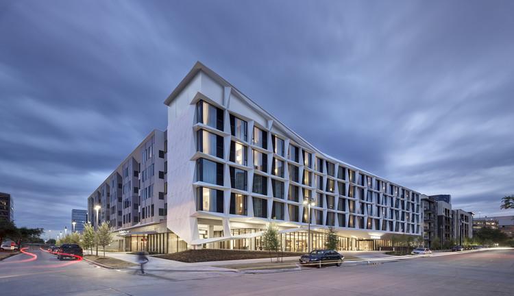 The Wedding Website of Magaly Gonzalez and Gregory Davenport II