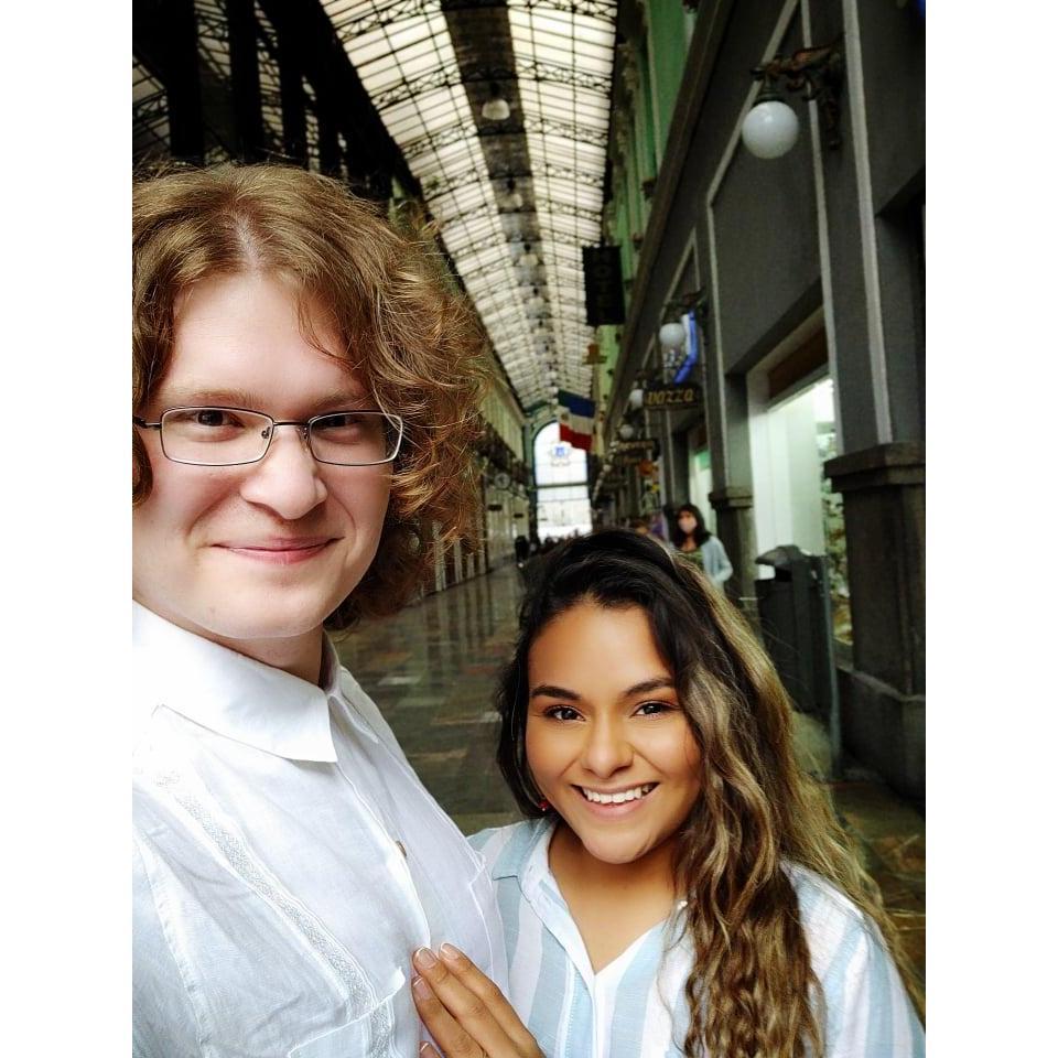 Puebla es muy hermoso y nos encanta su arquitectura y comida, este pasillo está en el zócalo de esta ciudad.