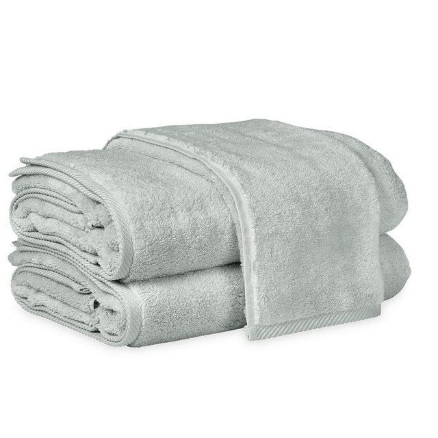 Matouk Milagro Bath Towels | Color: Pool