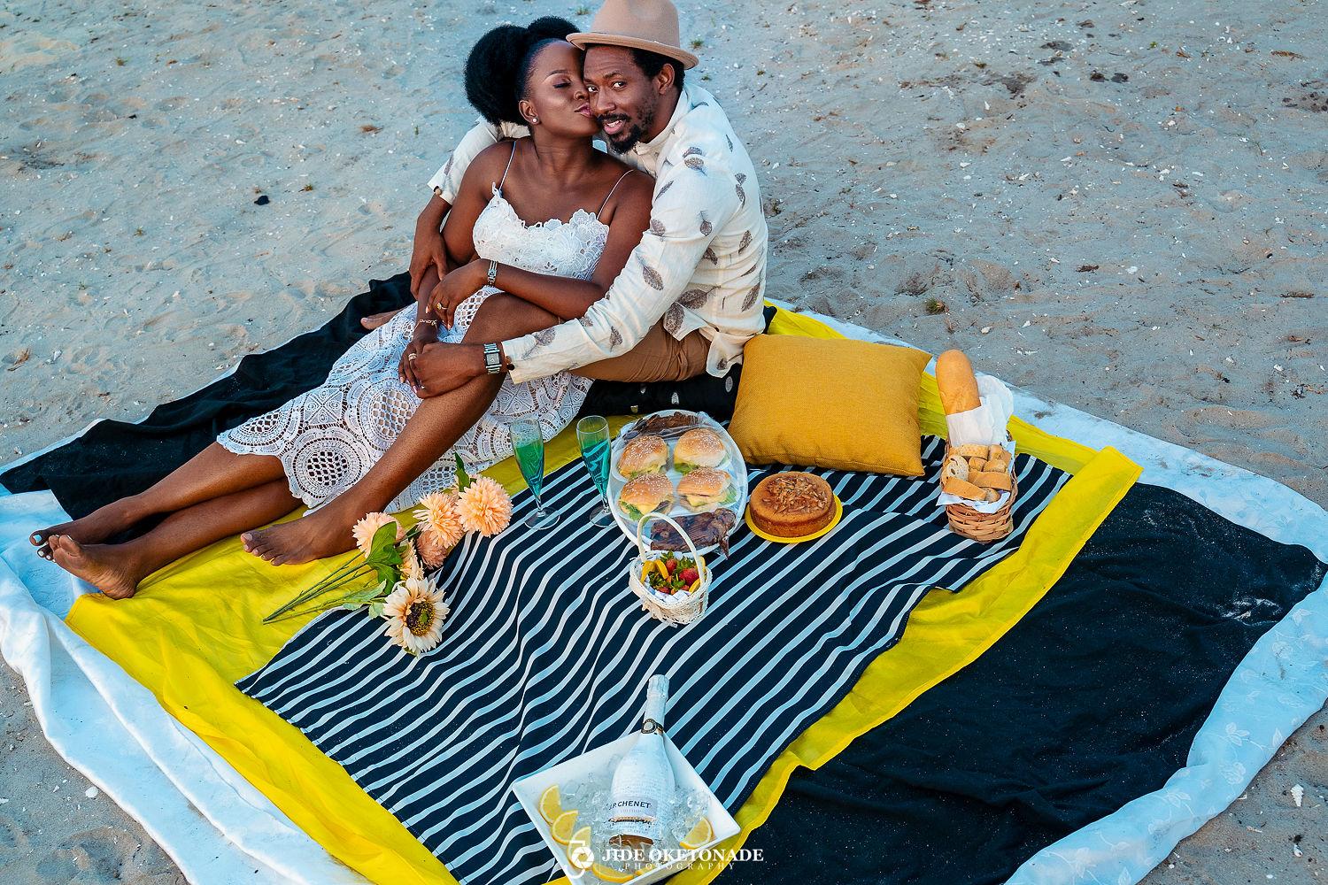 The Wedding Website of Temilore Orekoya and Tomiwa Olajide