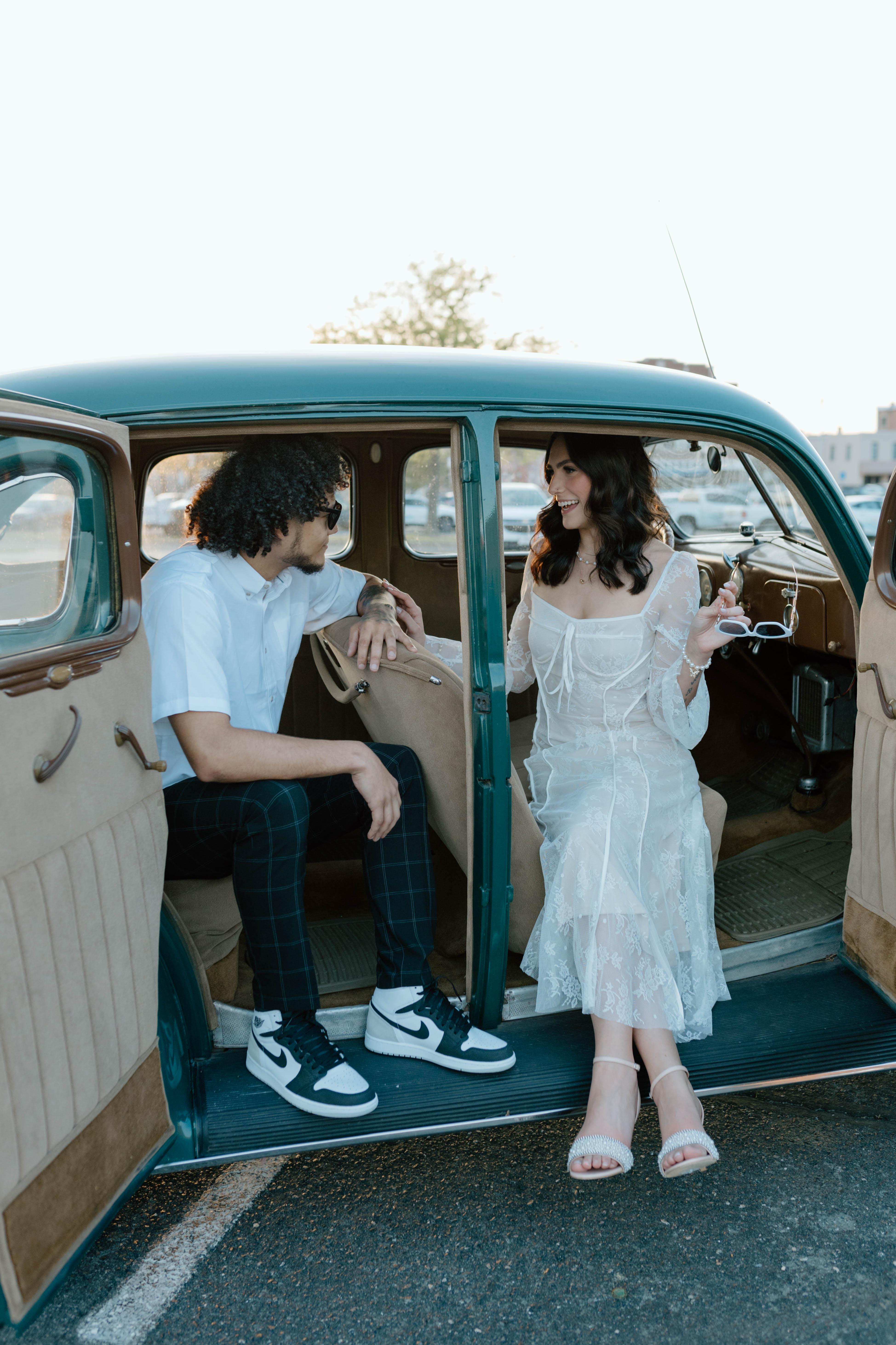 The Wedding Website of Kaytlen Ferruccio and Isaiah Kane