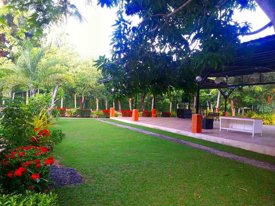 The Wedding Website of Betlehem Torres and Mark Jerome