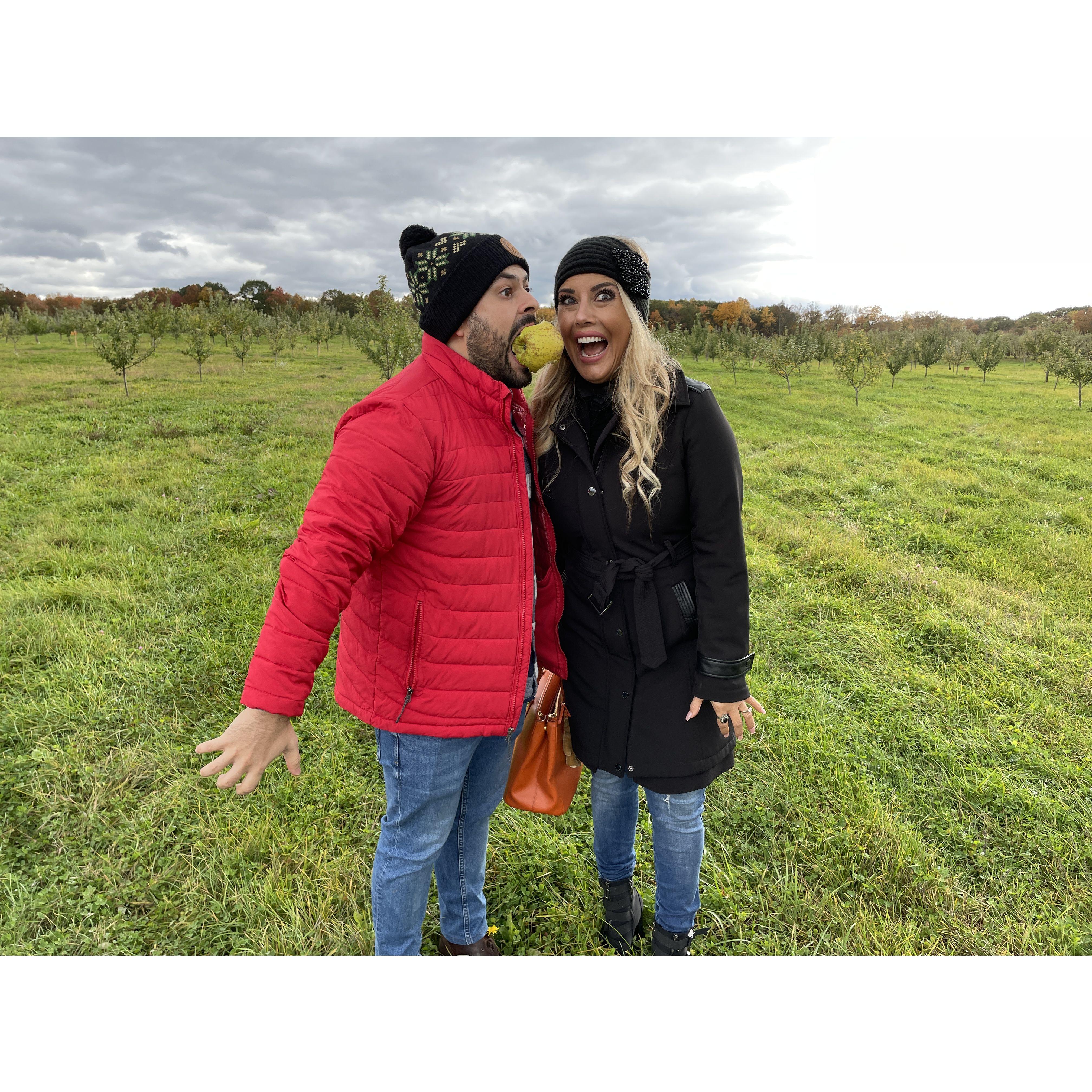 Apple picking with Aurymar! 2023