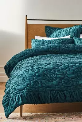 Dahlia Floral Jersey Quilt