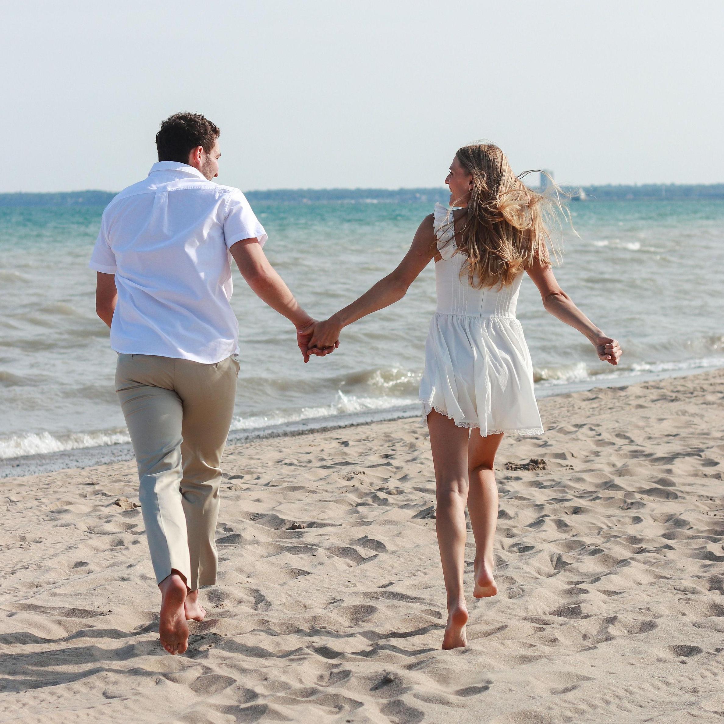 Jordan and Sarah will soon be leaving Northern California to spend 2 weeks roadtripping back home. They will be spending the summer up in Rhinelander, Wisconsin! :)