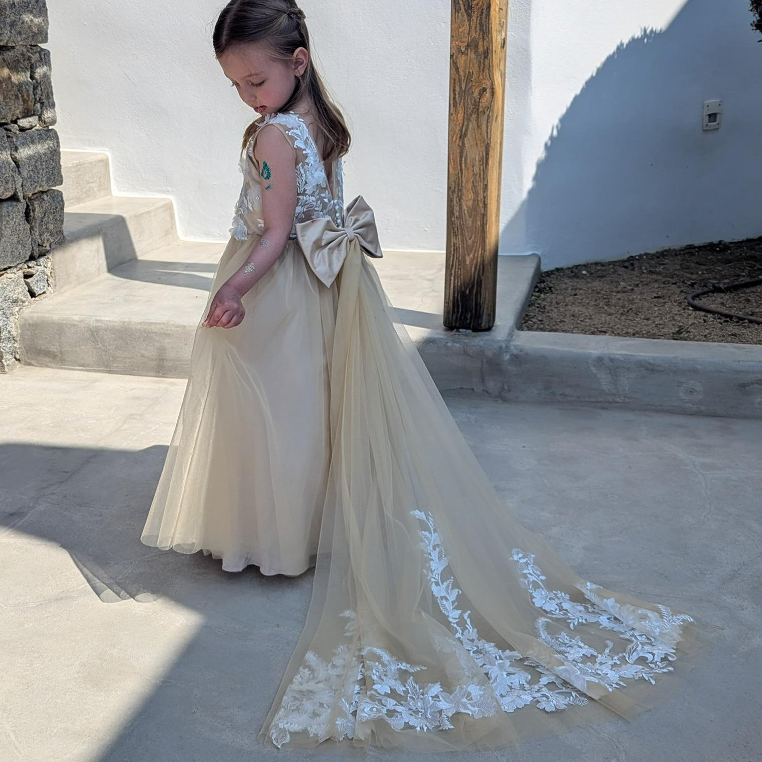 Flower girl