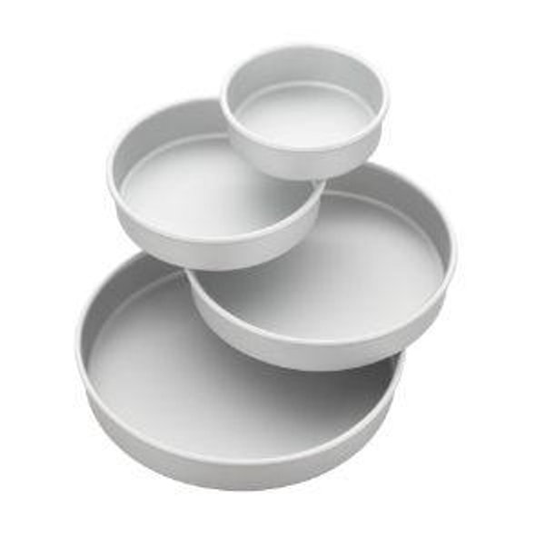 Wilton Aluminum Bakeware Round Tiered Cake Pan Set - Made from Natural Anodized Aluminum - Durable Cake Pans with Even Heat Distribution - Reduces Over-Baking - 6, 8, 10 & 12 Inch (Pack of 4)