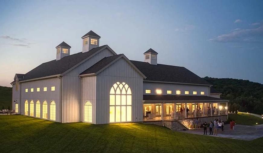 The Wedding Website of Caroline Costa and Drew Lohmar