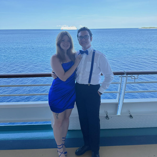 Juliana Foster and Brandon Johnson's Honeymoon Registry
