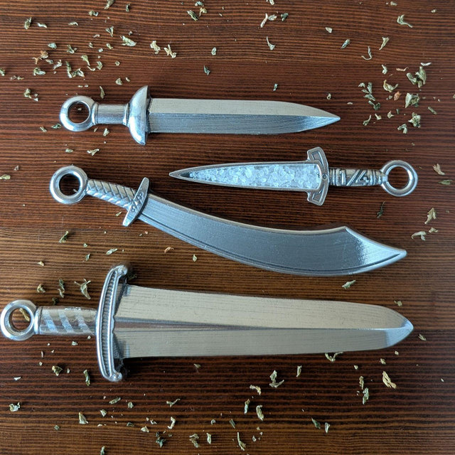 Sword Measuring Spoon Set – Handcrafted Pewter Spoons Shaped Like Blades