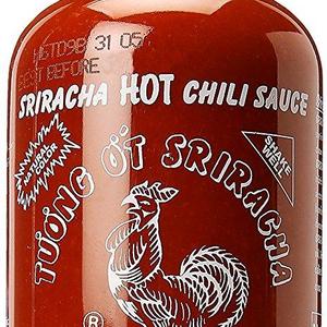 Huy Fong Foods Sriracha Chili Sauce, 17 oz
