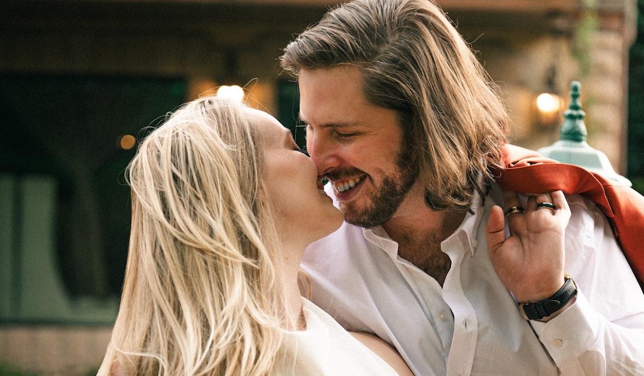 The Wedding Website of Jeneve Henrie and Shane Dluzneski