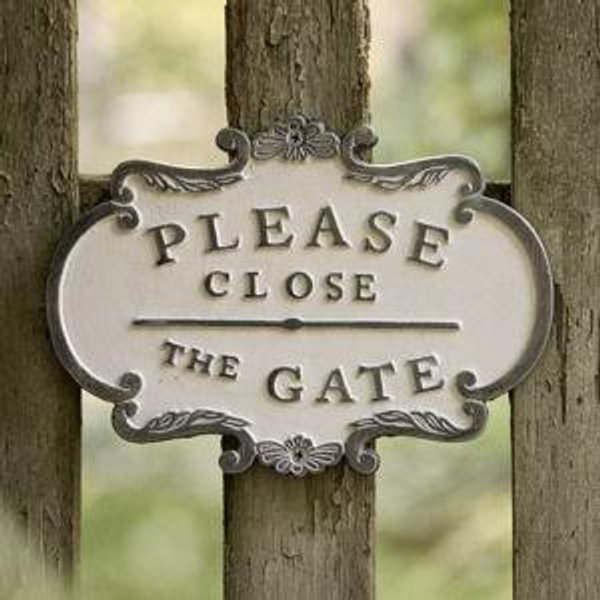Please Close the Gate Sign