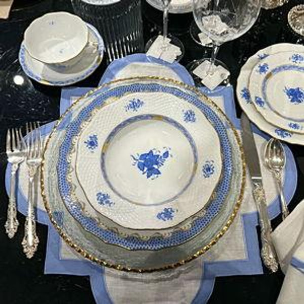 Elegant Tablescape Fund
