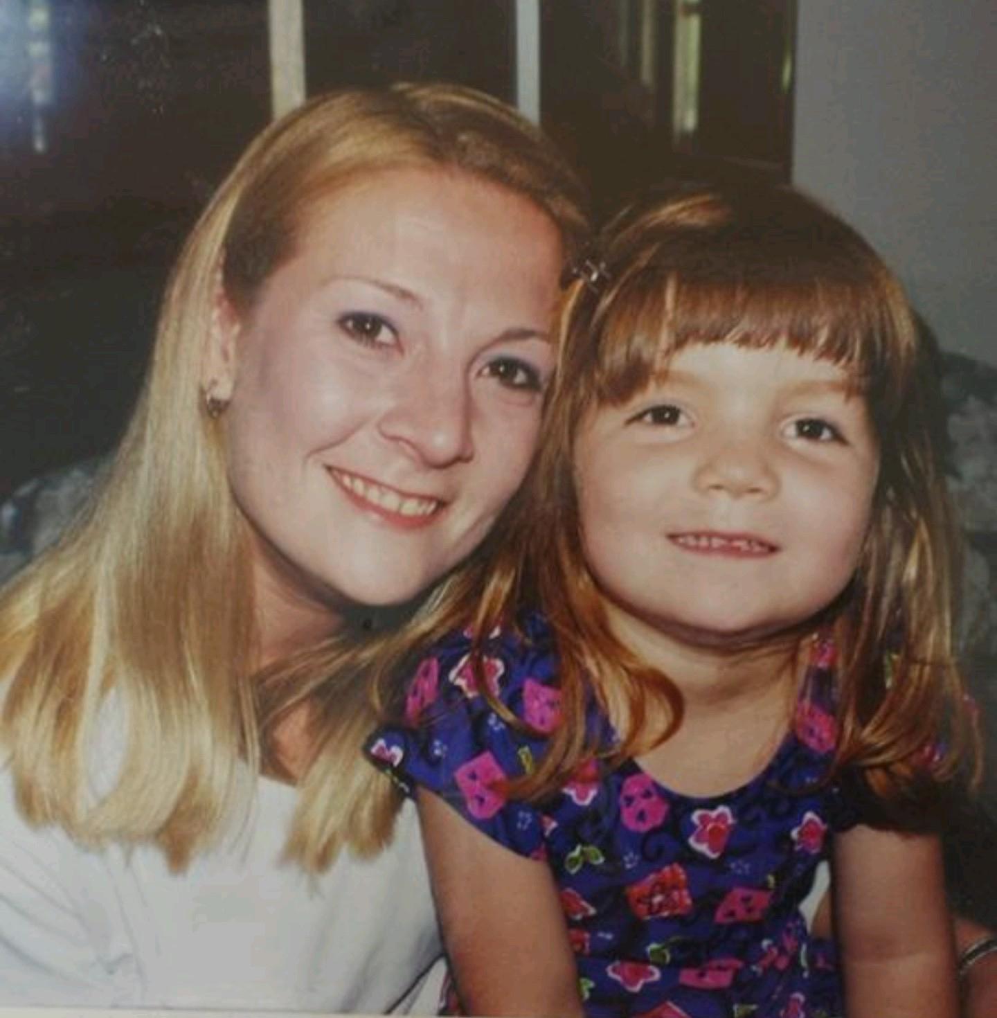 Lea and her mom