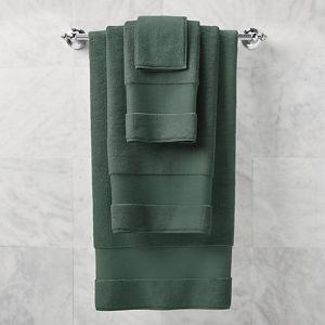Frontgate Resort Collection Bath Towel (Pine)
