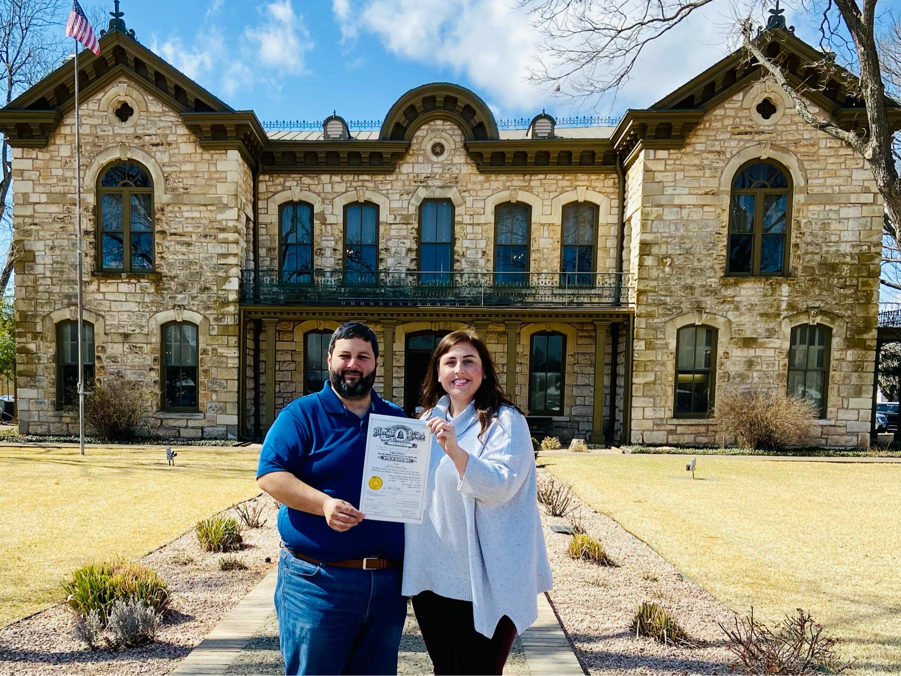 The Wedding Website of Lindsay Slawson and Gil Arevalo