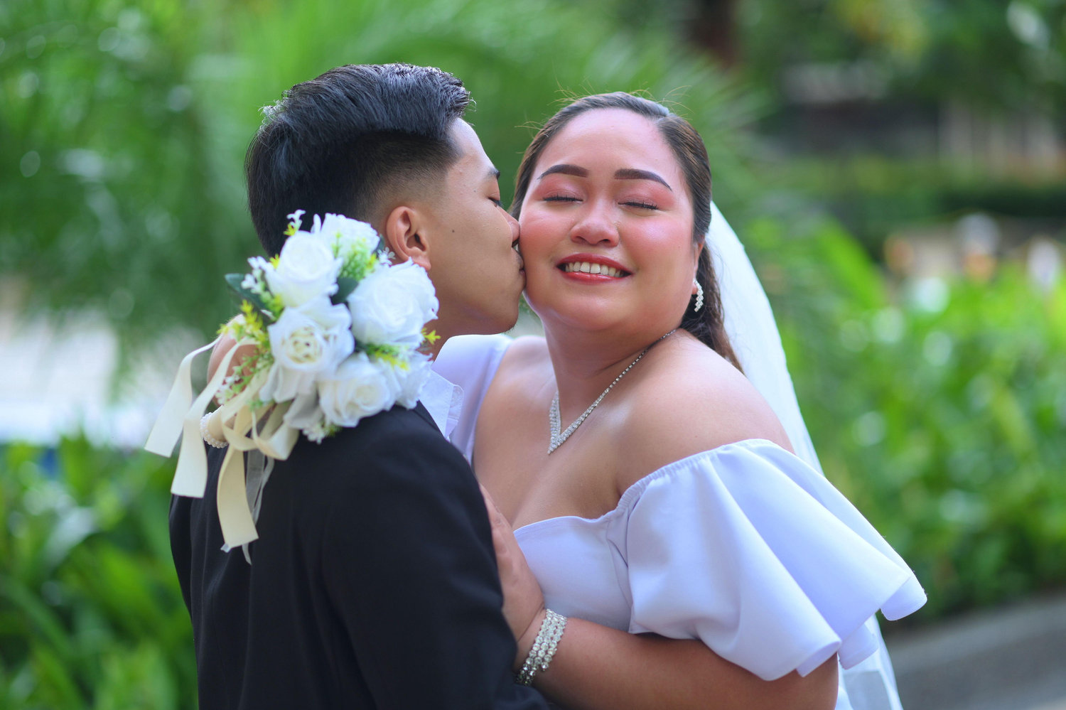 The Wedding Website of Mary Rose Armario and Jercy Narnola