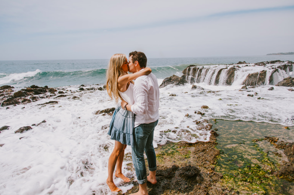 The Wedding Website of Avery Dolliver and Max McEwen