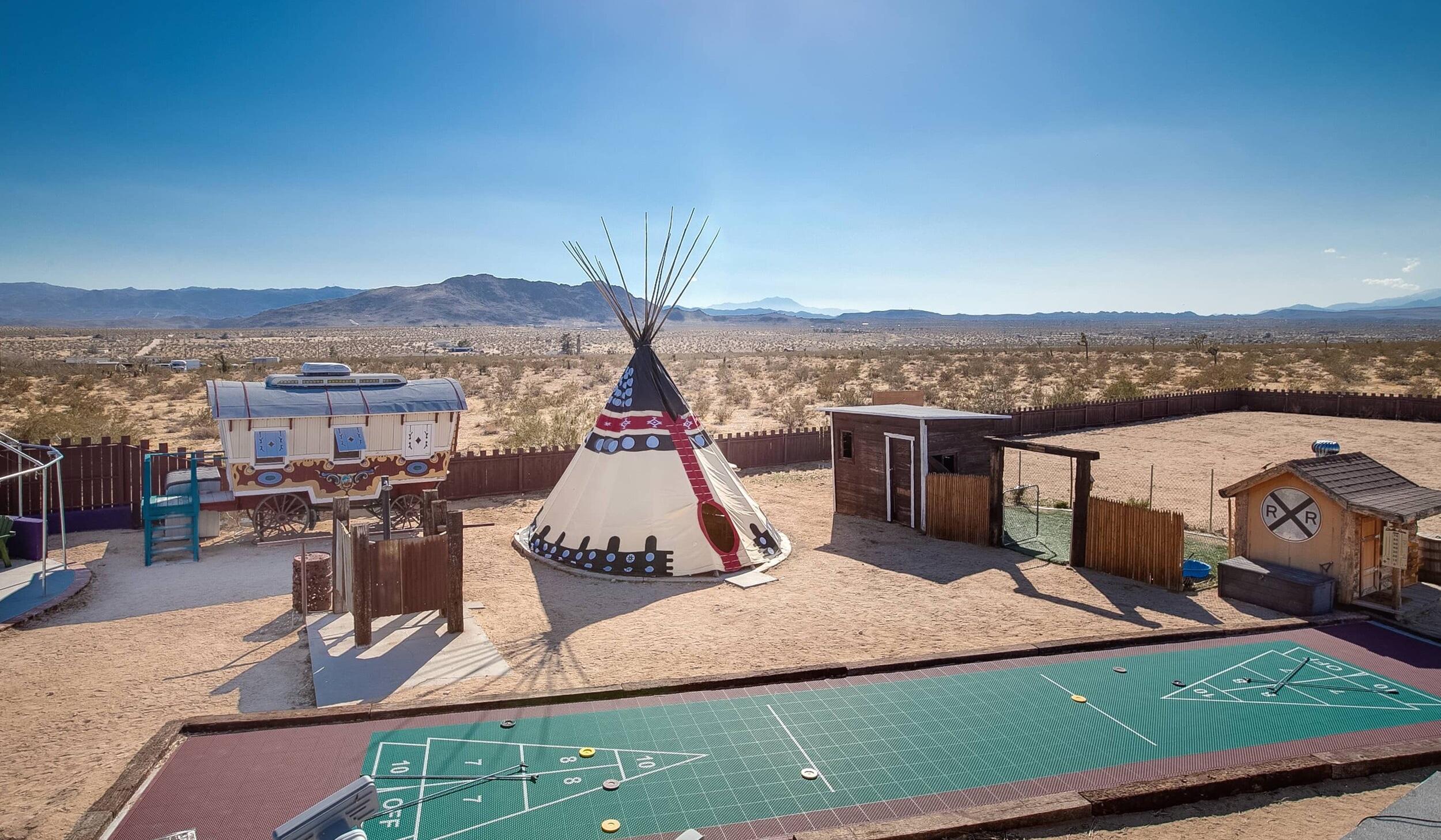 The Wedding Website of Jonica Glenn and Chris Schachter