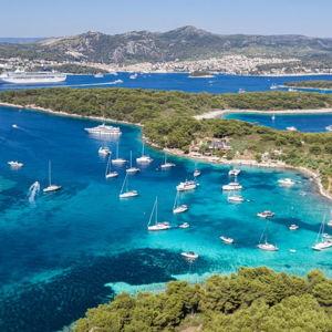 Private Boat Charter to the Pakleni Islands