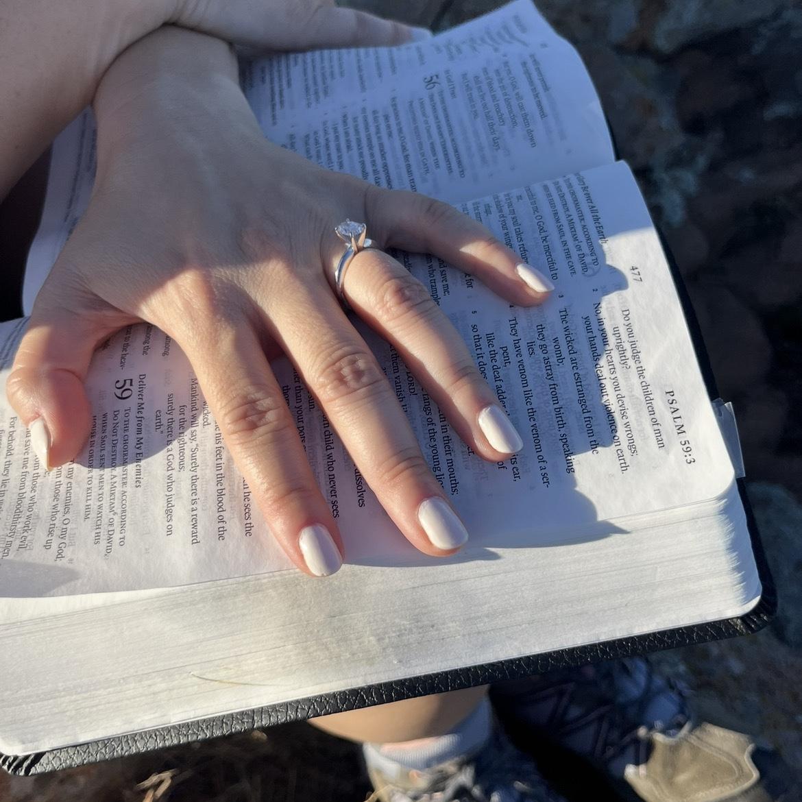 Danny and Teresa share a love for God’s Word and later that day went on a hike up Elk Mountain where they read together.