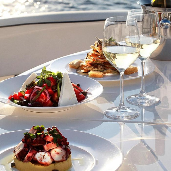 Honeymoon: Dinner for Two on Milos