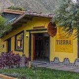 Tierra Cocina Artesanal / Urubamba