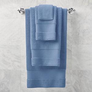 Frontgate Resort Collection Bath Towel in Mediterranean Blue