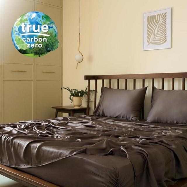 Weddingly Certified 100% Tencel Eucalyptus Lyocell Sheets|4 Piece Set|Sateen Weave|True Carbon Zero|Gentle to Skin|Genuity Tags Included|Natural Sheen|Body Temp Regulation (King,Charcoal Gray)