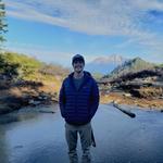 Hike around Castle Lake