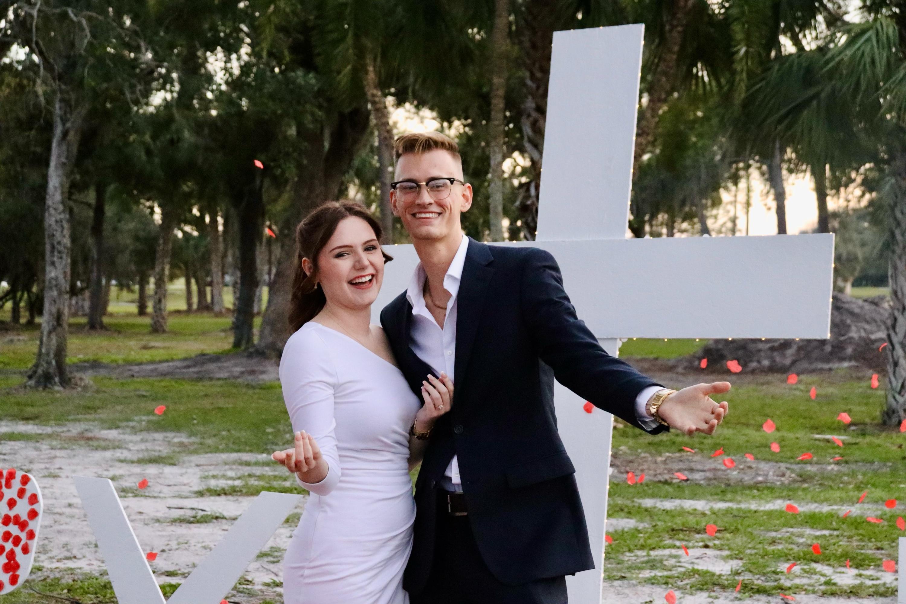 The Wedding Website of Kylie McVey and Zachary Reed