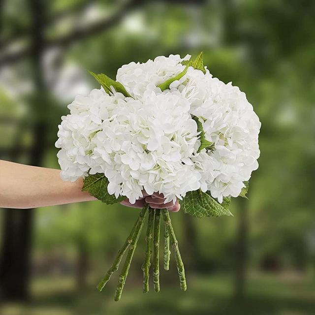 YalzoneMet Hydrangea Artificial Flowers Lifelike Light Real Touch Fake Latex 21 inch Large Hydrangea for Home Decoration Bridal Bouquet Wedding Decor 3 Pcs White