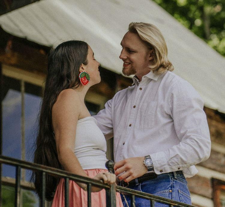 The Wedding Website of Alexis Clifton and David Weaver