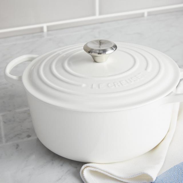 Le Creuset - Signature Dutch Oven