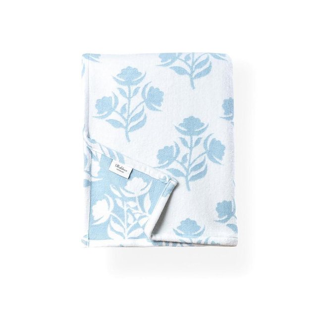 Hofdeco Premium Coastal Decorative Throw Blanket for Patio Couch Sofa, Baby Blue Floral with Piping, 47"x65"