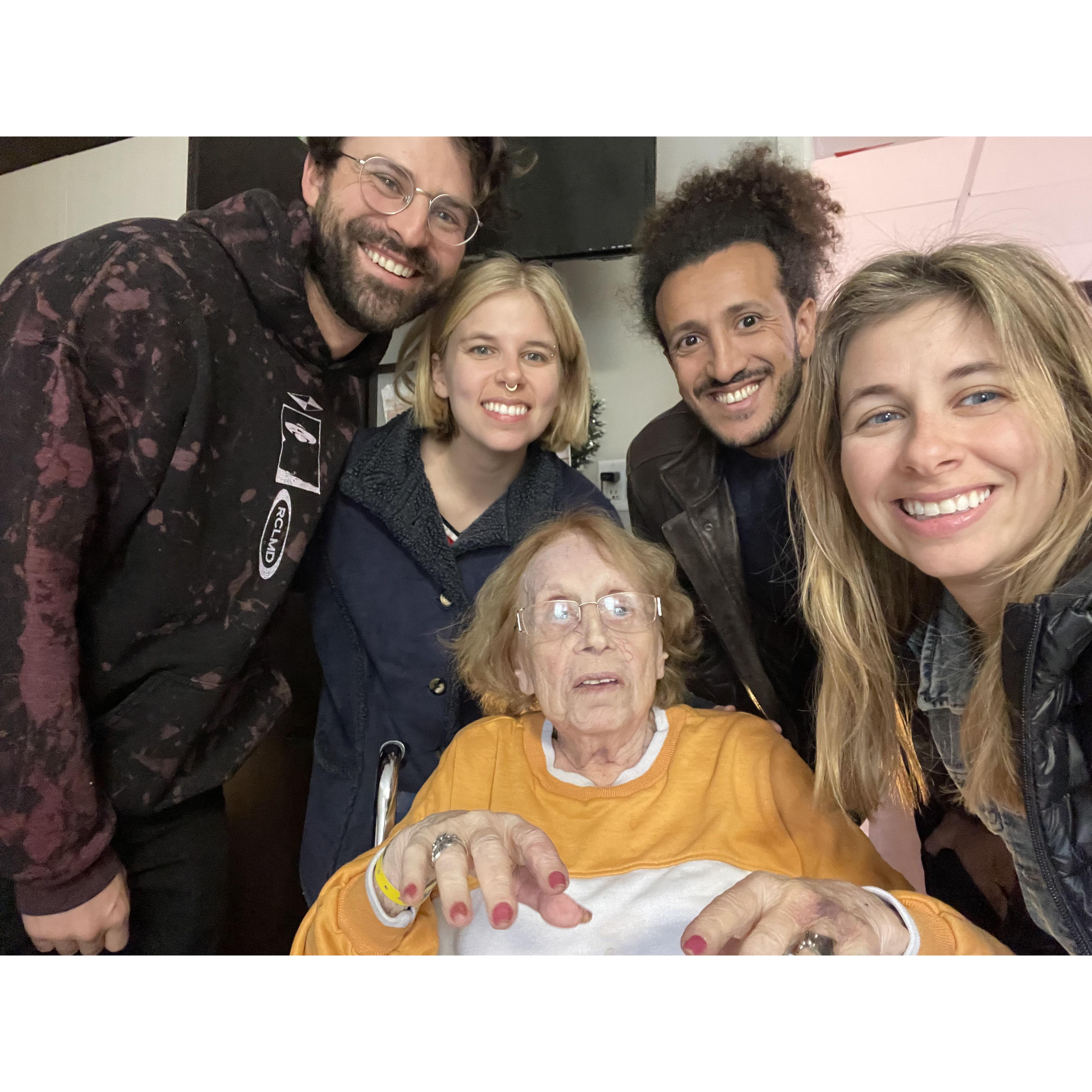 A trip with Jane and Max to see Bubbe.