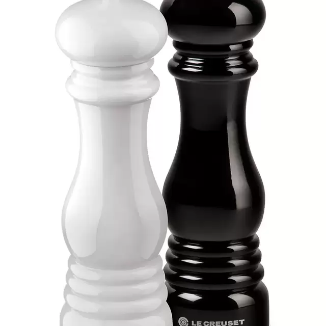 Le Creuset Salt & Pepper Mill Set