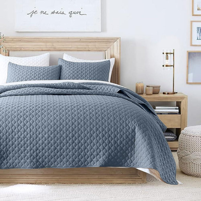 HORIMOTE HOME Quilt King Size Dusty Blue, Lightweight Quilt for Summer Ultra-Soft Microfiber Modern Style Quilted Clouds Pattern Bedspread Quit Set 3 Pieces（(1 Quilt and 2 Pillow Shams)