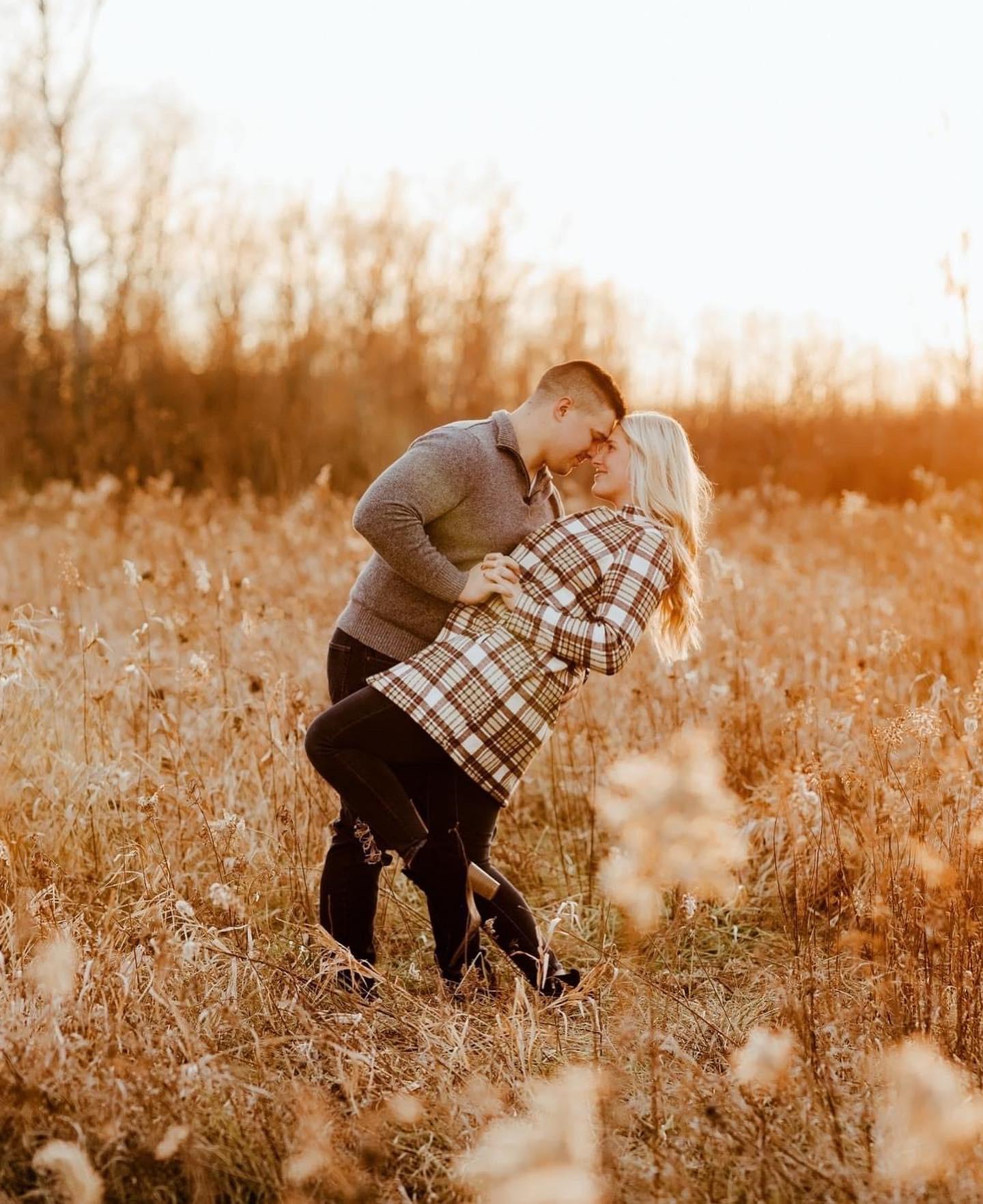The Wedding Website of Alexis Gilbert and Derrick Hosselton